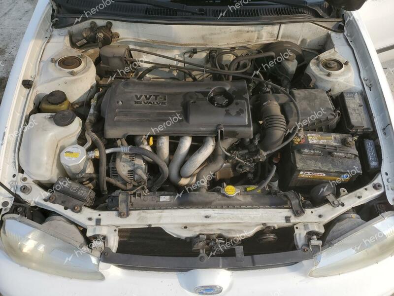 CHEVROLET GEO PRIZM 2002 white  gas 1Y1SK52842Z408126 photo #4