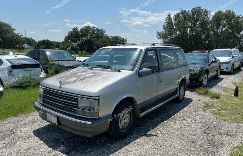 PLYMOUTH VOYAGER LE 1990 silver sports v gas 2P4FH5534LR684043 photo #3