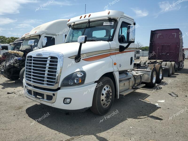 FREIGHTLINER CASCADIA 1 2017 white tractor diesel 3AKJGEDV9HDHP4748 photo #3