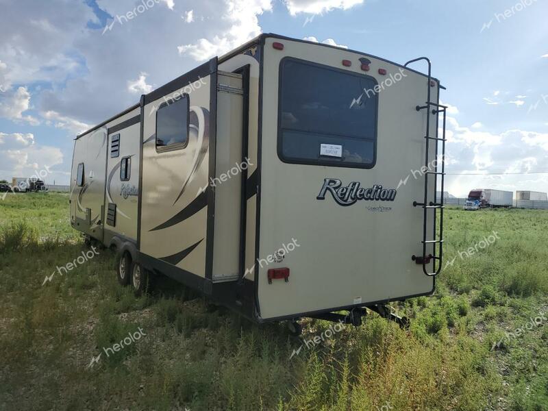 OTHER RV 2018 white   573TR3724J3313587 photo #4