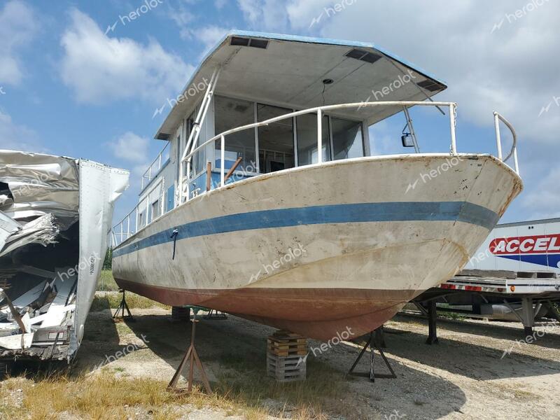 BOAT HOUSE BOAT 1969 two tone   693744 photo #1