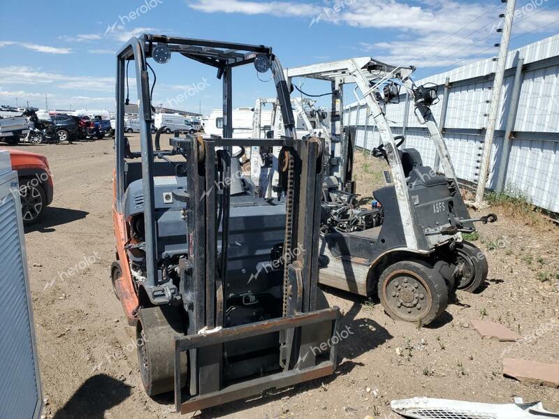 TOYOTA FORKLIFT 2000 orange   65899 photo #1