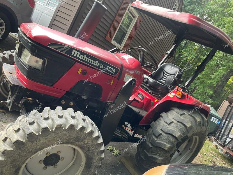 MAHINDRA AND MAHINDRA 4530 2011 red   USMN1676 photo #3