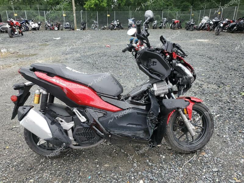 HONDA ADV150 A 2022 red  gas MLHKF3859N5102249 photo #1