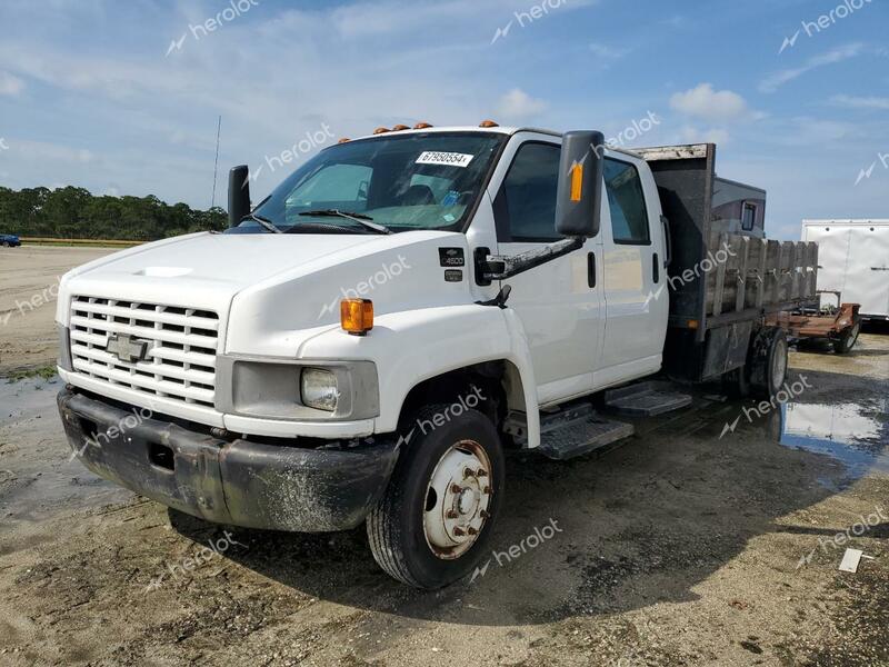 CHEVROLET C4500 C4E0 2005 white crew cha diesel 1GBE4E1255F508738 photo #3