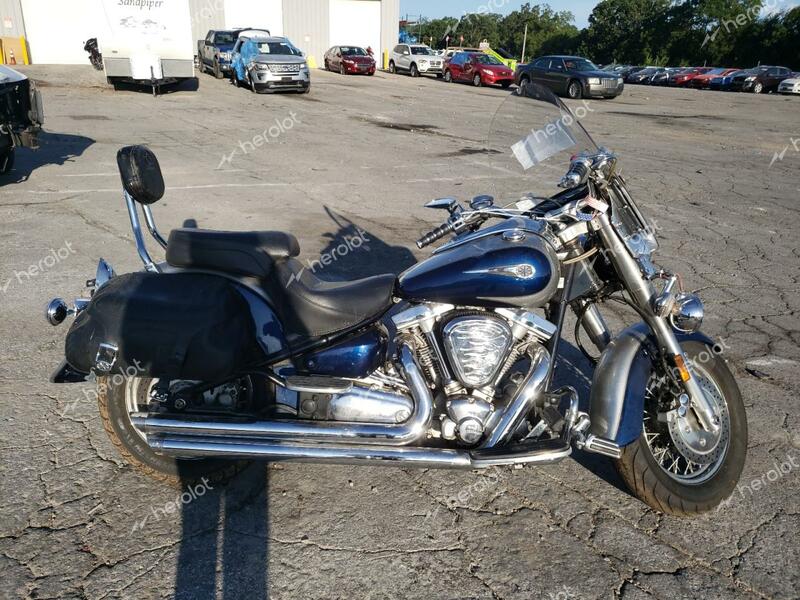 YAMAHA XV1700 A 2007 silver road/str gas JYAVP17E57A026862 photo #1