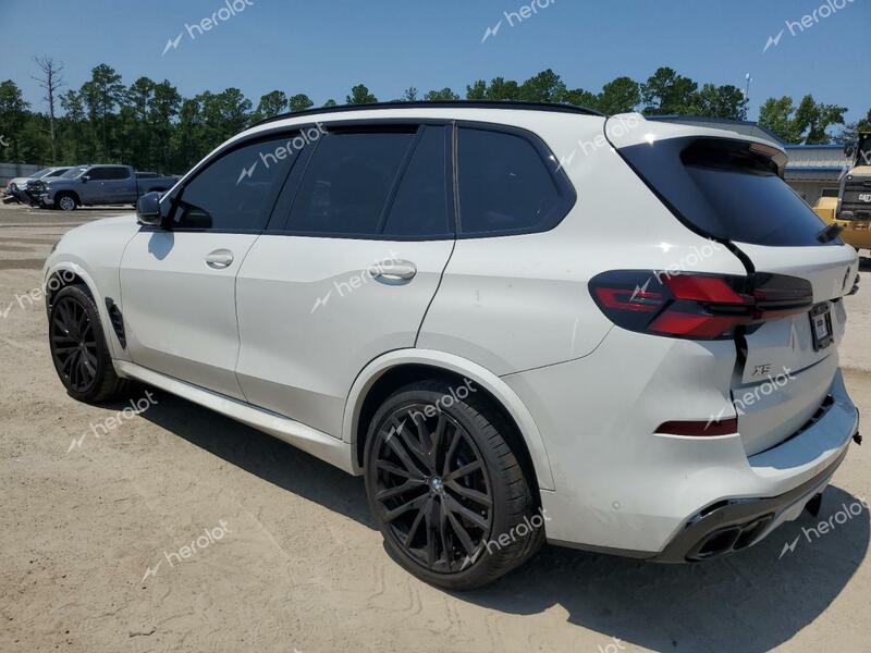 BMW X5 M60I 2024 white  gas 5UX33EU00R9V20718 photo #3