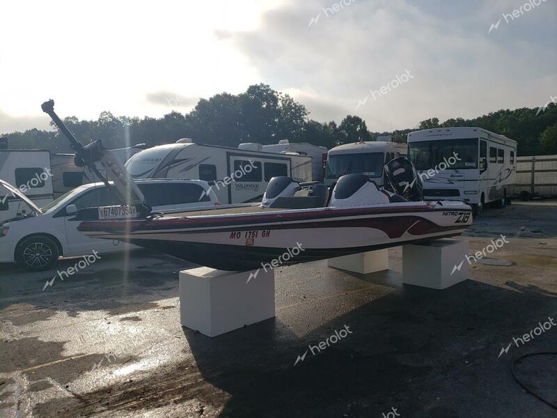 TRAC BOAT ONLY 2017 white   BUJ80508B717 photo #3