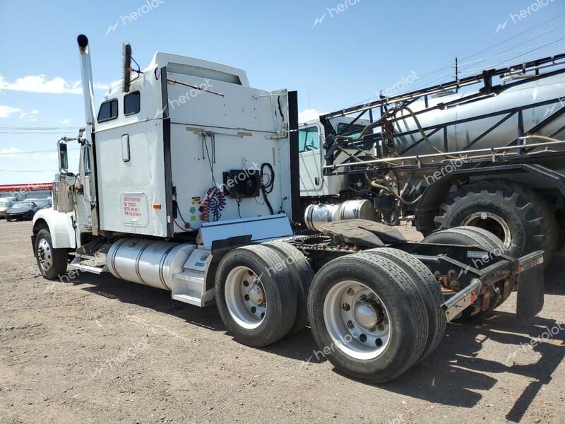 INTERNATIONAL 9900 9900I 2007 white tractor diesel 2HSCKAPR37C413610 photo #4