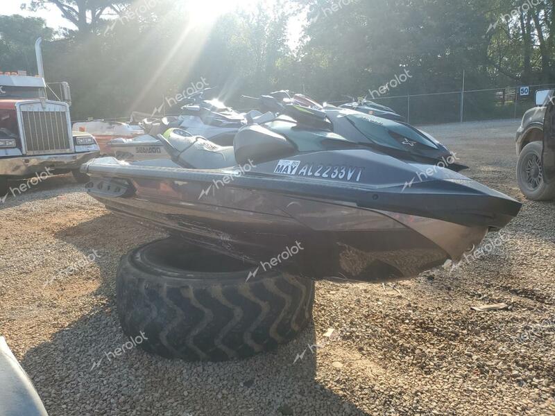 OTHR SEADOO 2023 green   YDV45628L223 photo #1