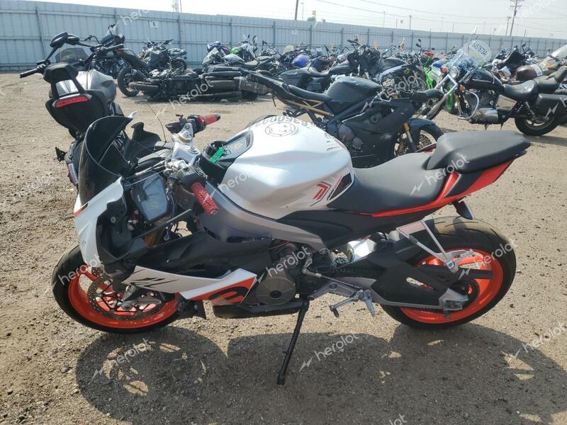 APRILIA RS 660 EXT 2024 white  gas ZD4KSUR02RS000018 photo #4