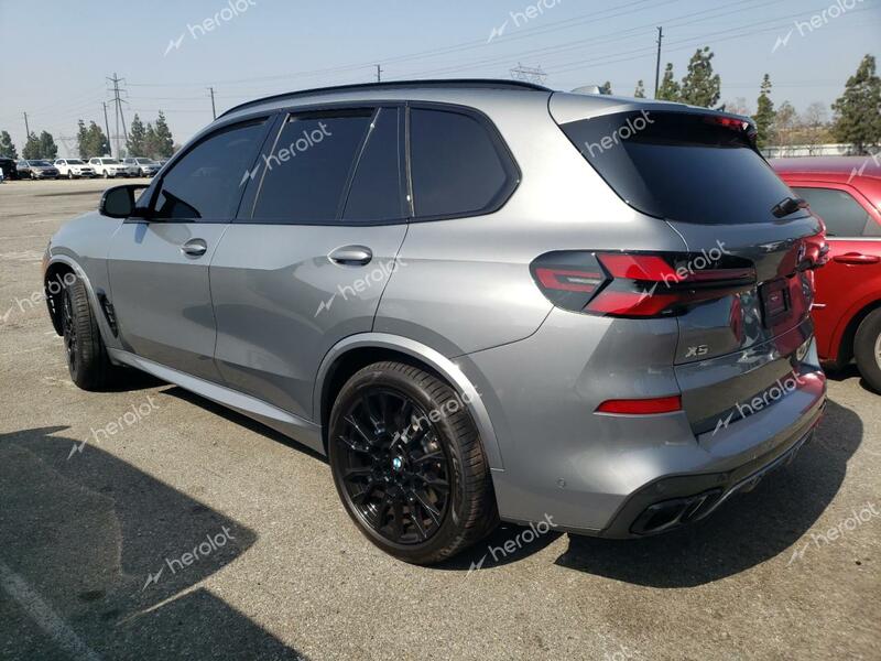 BMW X5 M60I 2024 gray  gas 5UX33EU00R9S46162 photo #3