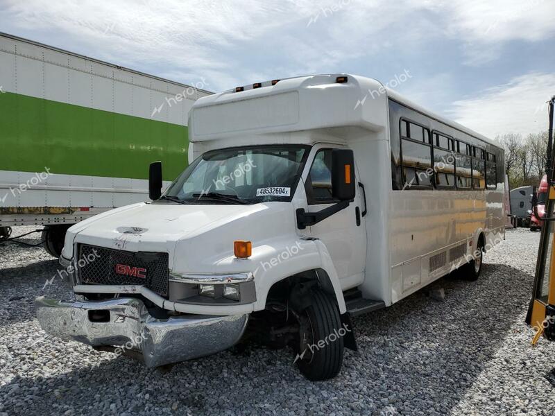 GMC C5500 C5V0 2009 white  gas 1GDJ5V1G99F401552 photo #3