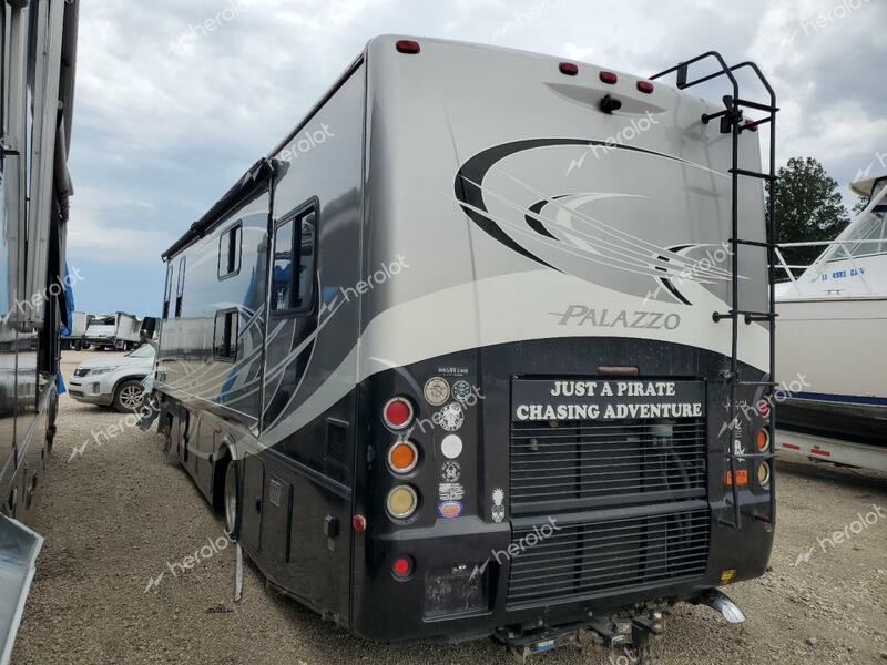 FREIGHTLINER CHASSIS XC 2013 gray  diesel 4UZAAJDT2DCFG7823 photo #4