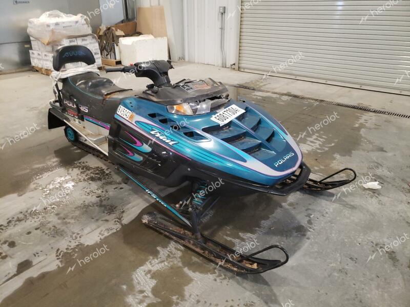 POLARIS SNOWMOBILE 1997 teal   3182144 photo #1