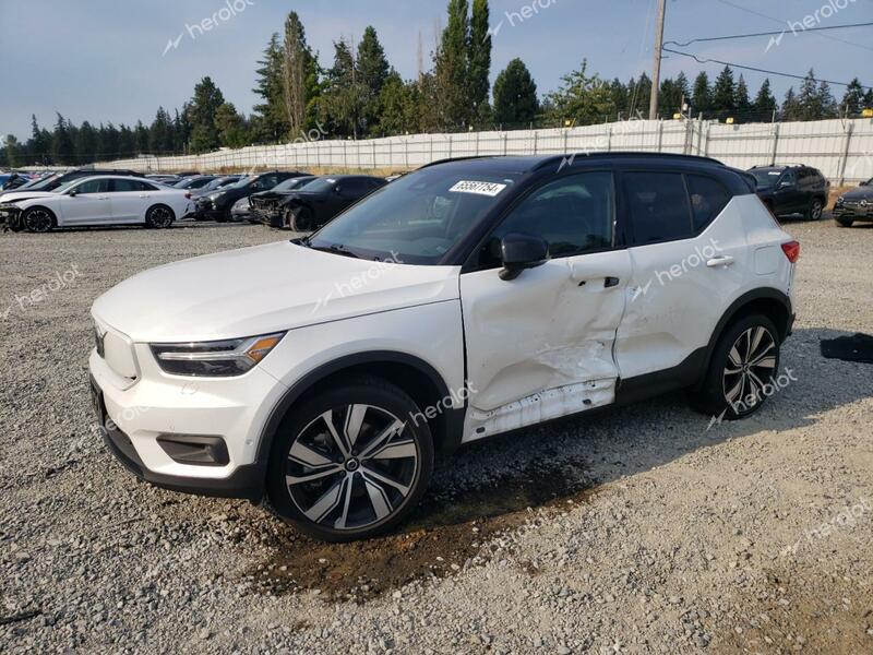 VOLVO XC40 P8 RE 2022 white  electric YV4ED3UR1N2776005 photo #1