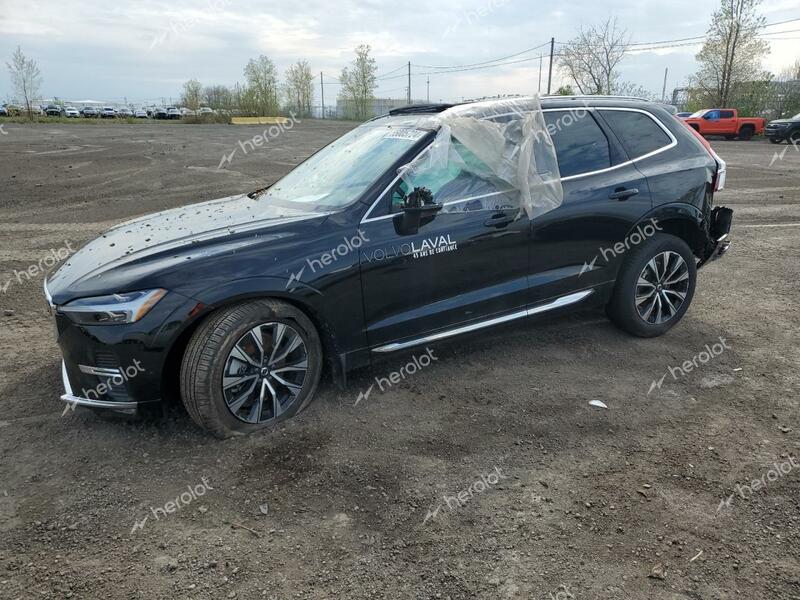 VOLVO XC60 CORE 2023 black  gas LYV062RE1PB366880 photo #1