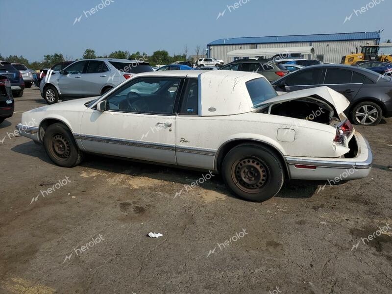 BUICK RIVIERA 1990 white  gas 1G4EZ13C1LU408720 photo #3