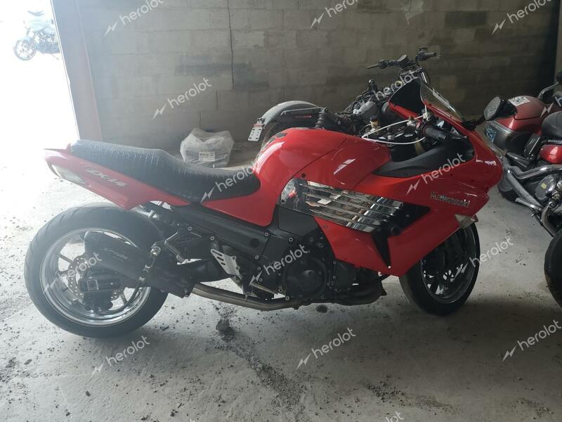 KAWASAKI ZX1400 A 2006 red racer gas JKBZXNA116A002839 photo #1