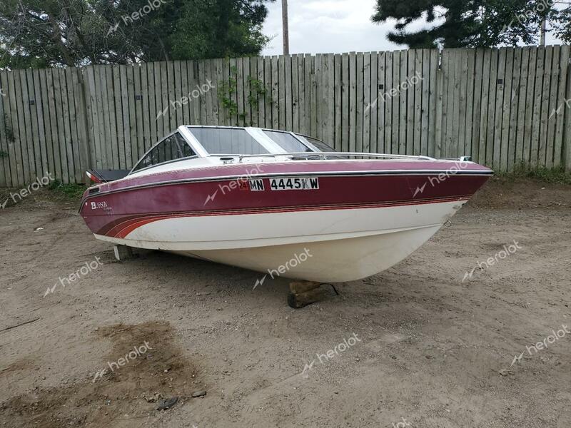 LARS MOTORBOAT 1990 red   LAR28826D090 photo #1