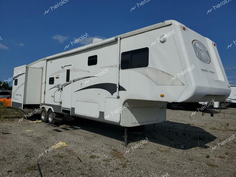 CROS 5TH WHEEL 2005 white   4V0FC36245A001087 photo #1