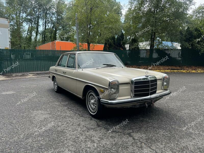 MERCEDES-BENZ 230 1968 beige   11401512000396 photo #1