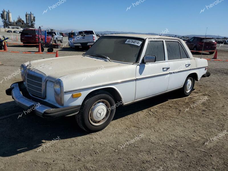 MERCEDES-BENZ 240 CLASS 1976 white   11511712127341 photo #1