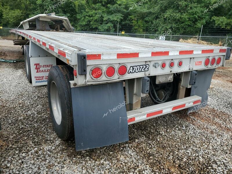 RAUF TRAILER 2013 silver   1RNF48A20DR027999 photo #4