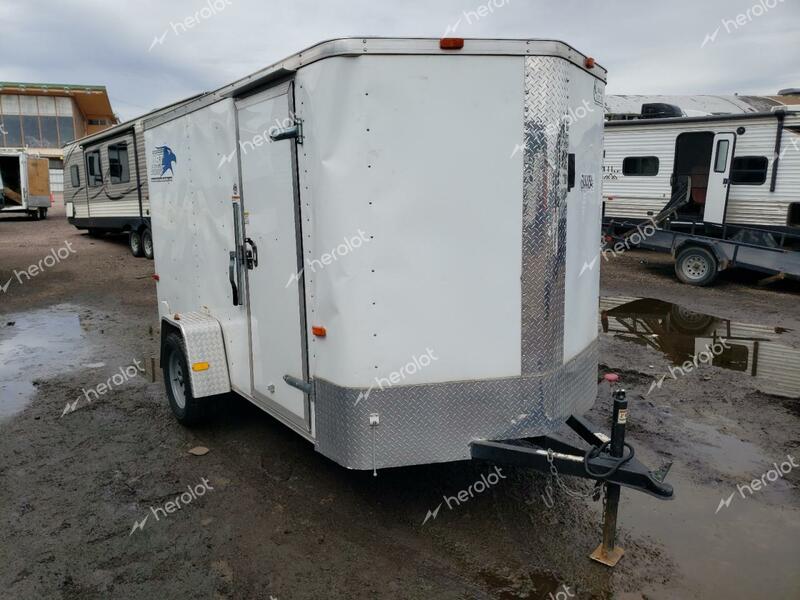 CARGO ENCLOSED 2016 white   4D6EB1213GC044152 photo #1