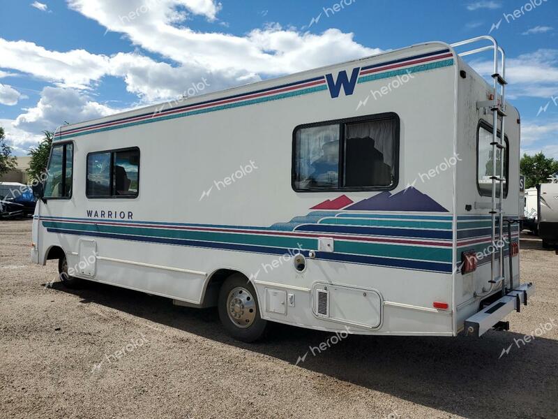 WINNEBAGO WARRIOR 1996 white  gas 1GBJP37N9S3331958 photo #4