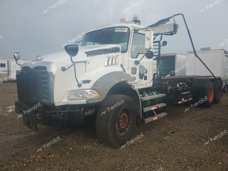 MACK 800 GU800 2012 white conventi diesel 1M2AX18C0CM015126 photo #3