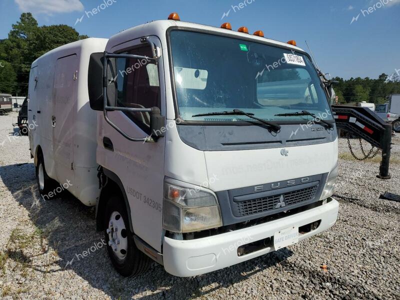 MITSUBISHI FE 84D 2010 white tilt cab diesel JL6BBD1S6AK009633 photo #1