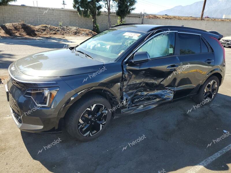 KIA NIRO WIND 2023 gray  electric KNDCR3L12P5033815 photo #1