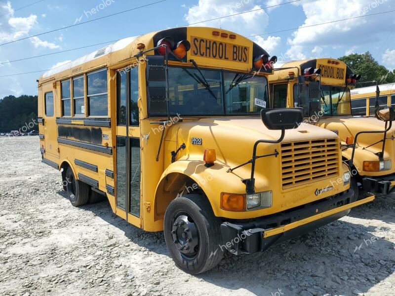 INTERNATIONAL 3000 3800 2001 yellow bus diesel 1HVBBABMX1H305401 photo #1