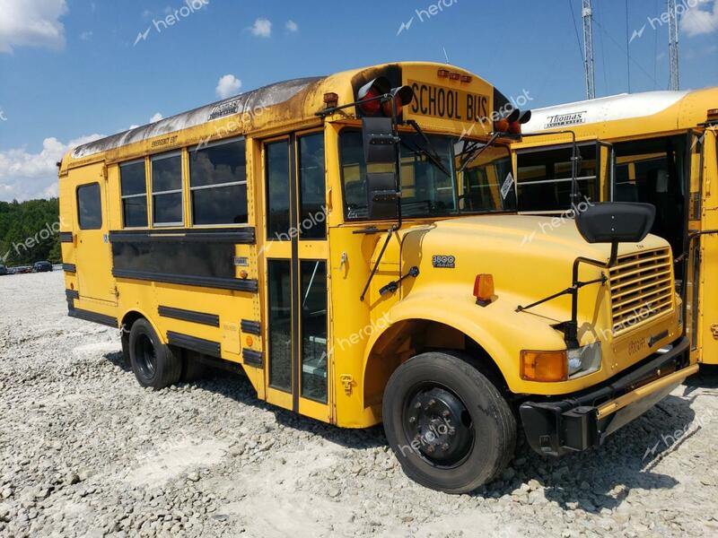 INTERNATIONAL 3000 3800 2000 yellow bus diesel 1HVBBABM8YH305147 photo #1