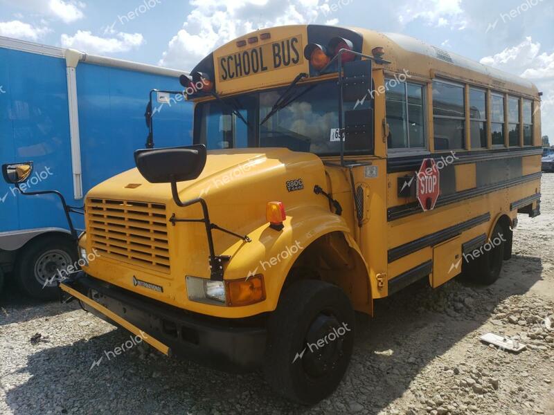 INTERNATIONAL 3000 3800 2000 yellow bus diesel 1HVBBABM6YH305146 photo #3