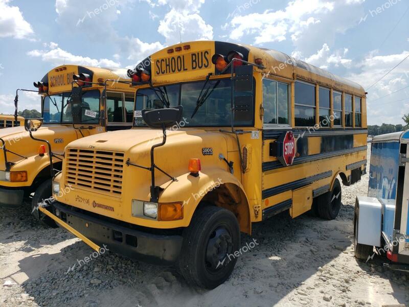 INTERNATIONAL 3000 3800 2000 yellow bus diesel 1HVBBABM0YH298842 photo #3