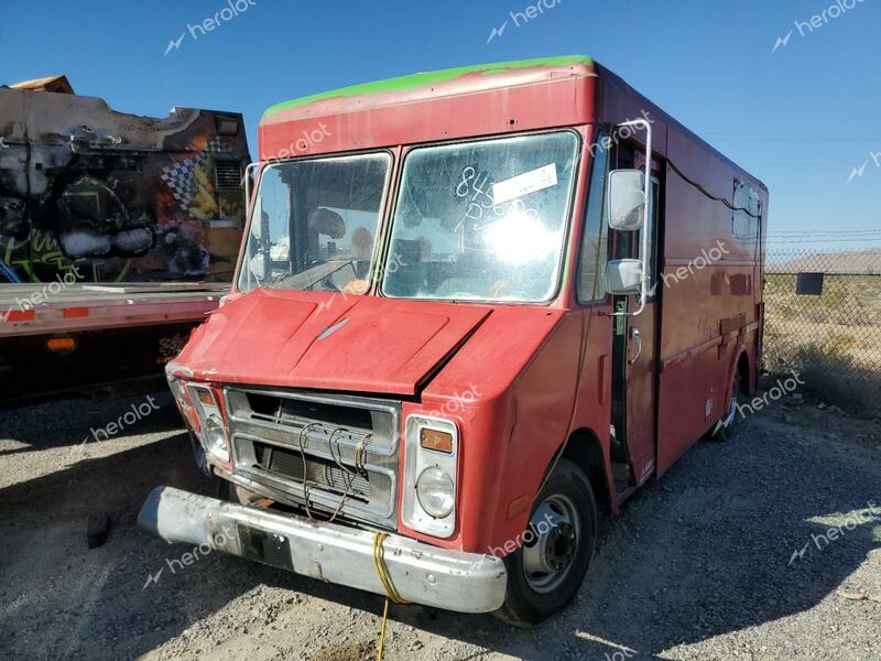 CHEVROLET P30 1986 red step van gas 1GCHP32M8G3329473 photo #1