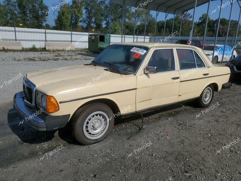 MERCEDES-BENZ 240 D 1983 yellow  diesel WDBAB23A5DB407335 photo #1