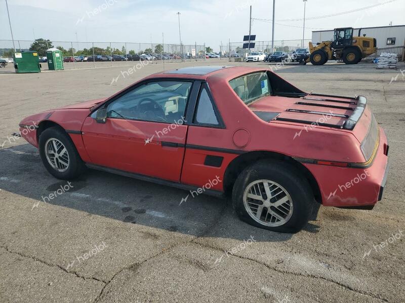 PONTIAC FIERO SE 1985 red  gas 1G2PF3795FP243391 photo #3