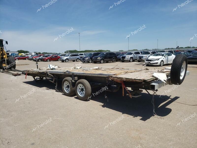 WILD TRAILER 2002 white   1ED1H272522962307 photo #4