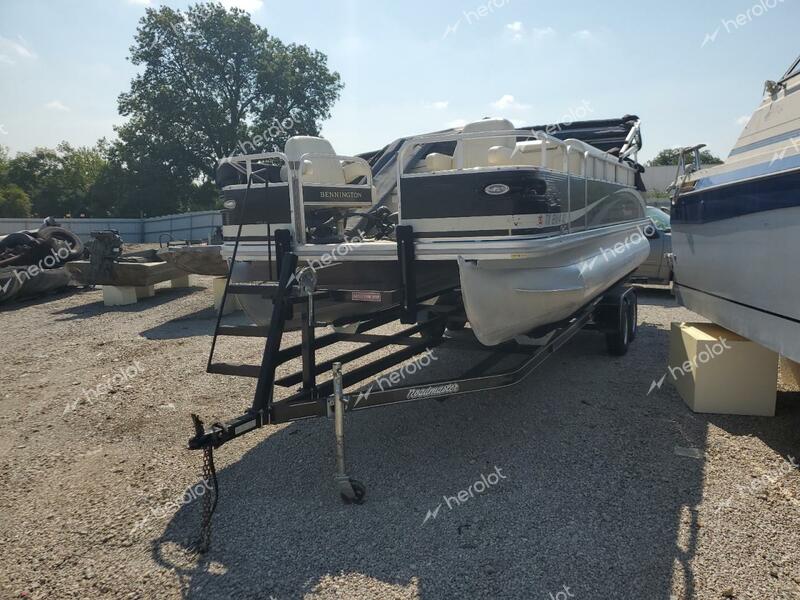 BENN PONTOON 2010 two tone   ETW65250G910 photo #3