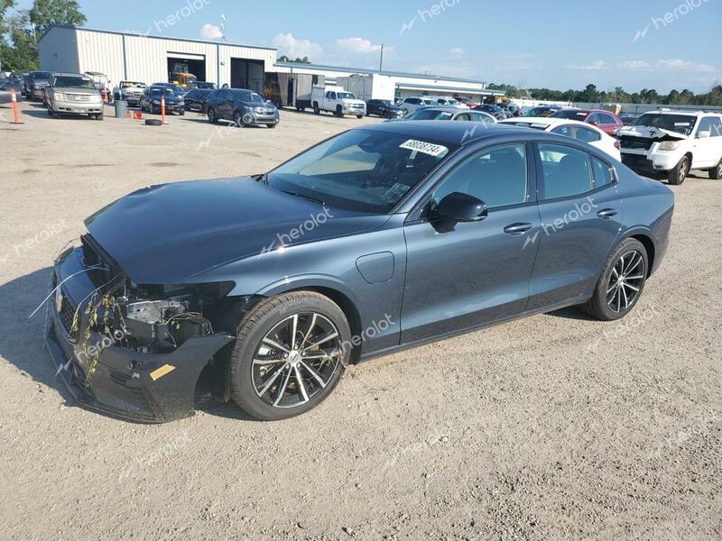 VOLVO S60 CORE 2024 blue  hybrid engine 7JRH60FK3RG315133 photo #1