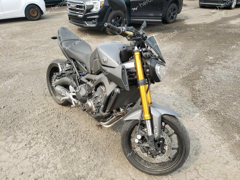 YAMAHA FZ09 2015 gray road/str gas JYARN33N0FA001052 photo #1