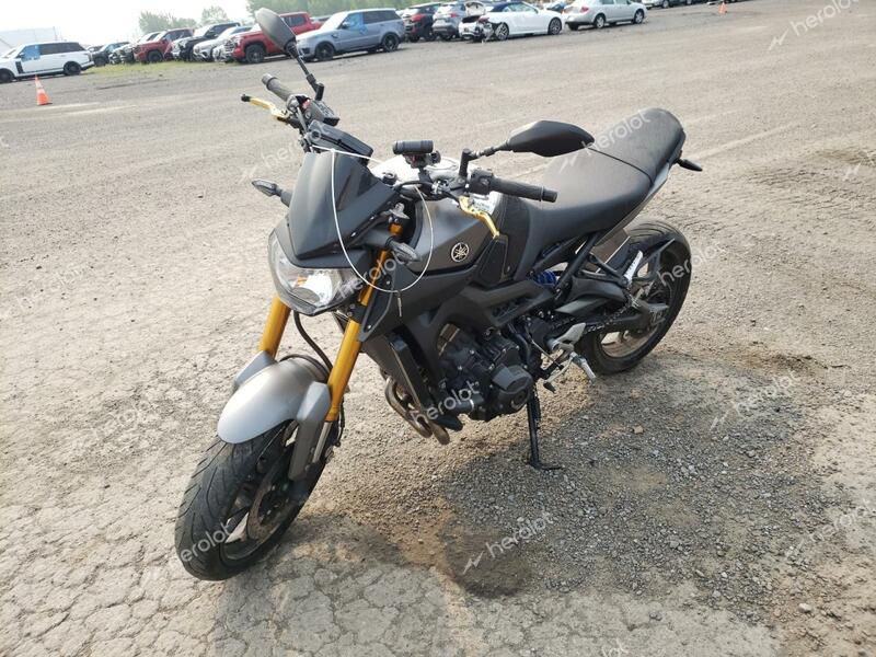 YAMAHA FZ09 2015 gray road/str gas JYARN33N0FA001052 photo #3