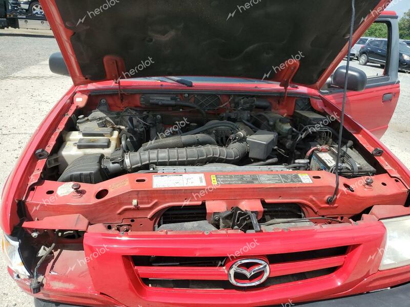 MAZDA B3000 CAB 2001 red  gas 4F4YR16U91TM21828 photo #4