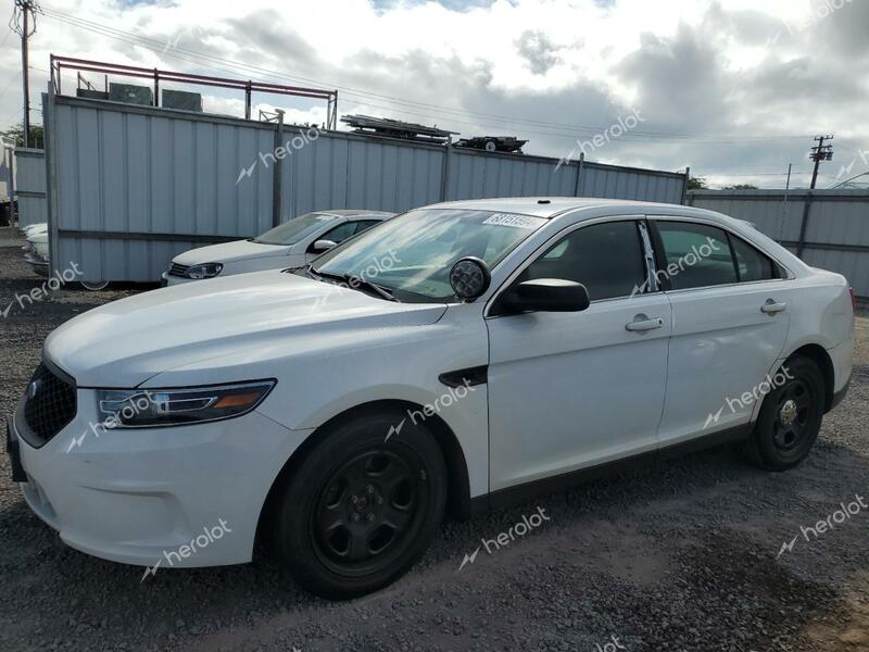 FORD TAURUS POL 2018 white  gas 1FAHP2L87JG141593 photo #1