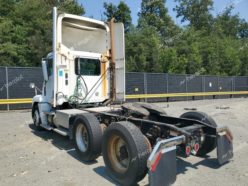 FREIGHTLINER CONVENTION 2009 white tractor diesel 1FUJBBCK89LAF5239 photo #4