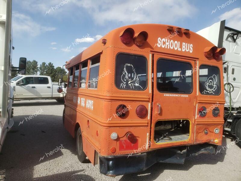 GMC CUTAWAY VA 1996 orange cutaway gas 1GDHG31K7TF501271 photo #4