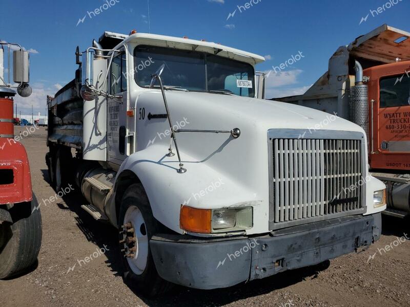 INTERNATIONAL 9000 9400 1994 white tractor diesel 2HSFHRAR2RC082444 photo #1